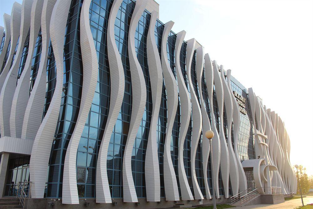 Reikartz Park Astana Ex-Royal Park Hotel & Spa Екстериор снимка