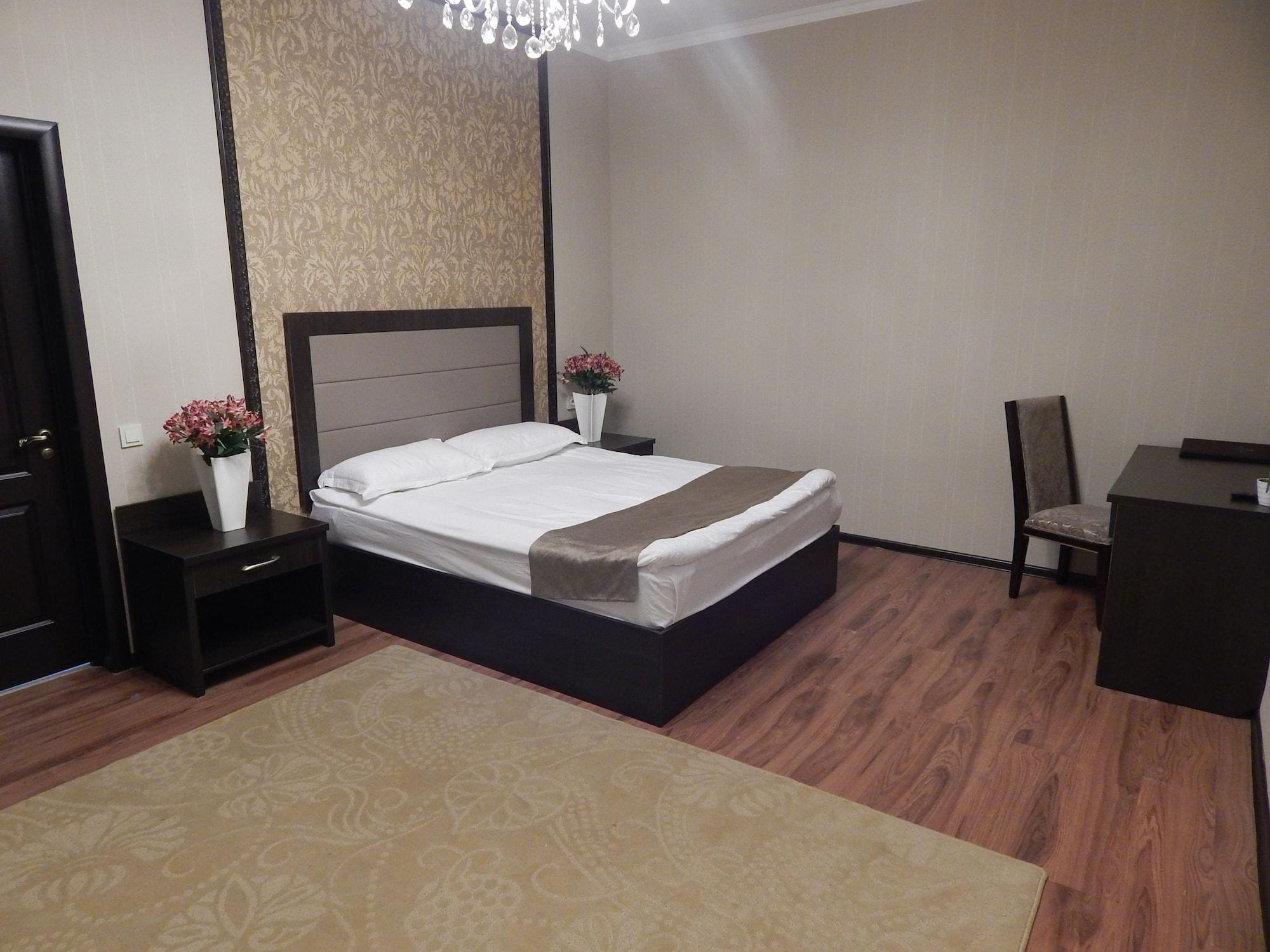Reikartz Park Astana Ex-Royal Park Hotel & Spa Екстериор снимка