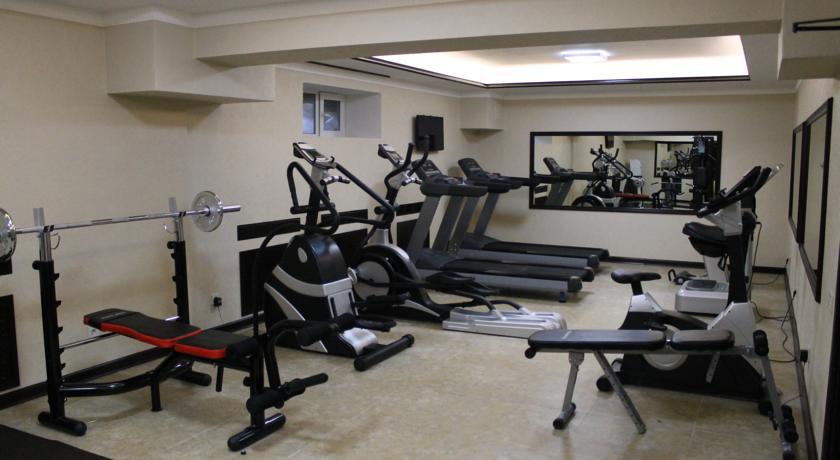 Reikartz Park Astana Ex-Royal Park Hotel & Spa Екстериор снимка