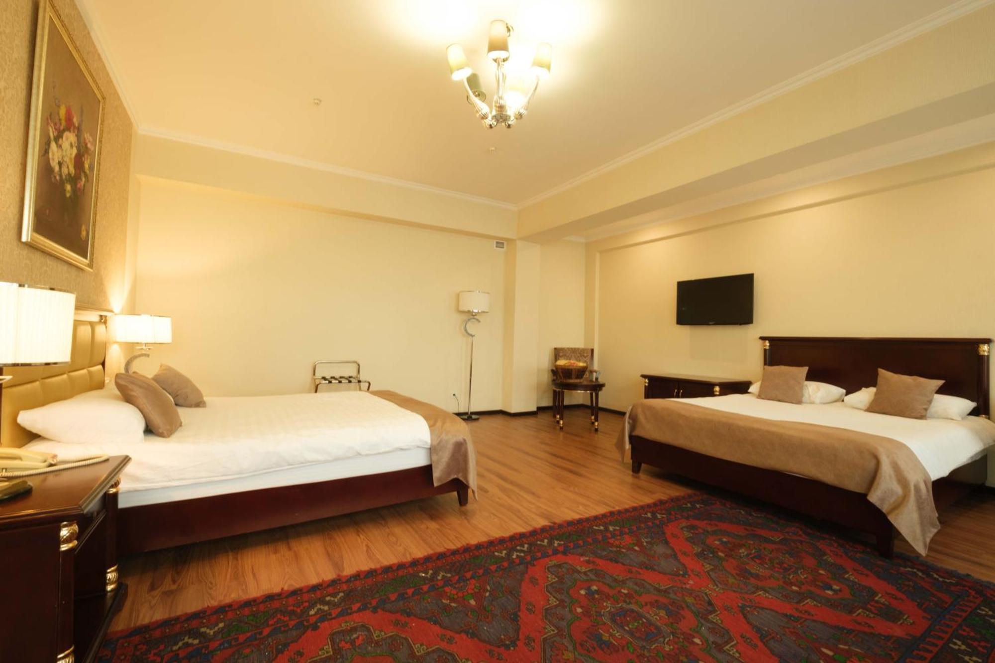 Reikartz Park Astana Ex-Royal Park Hotel & Spa Екстериор снимка