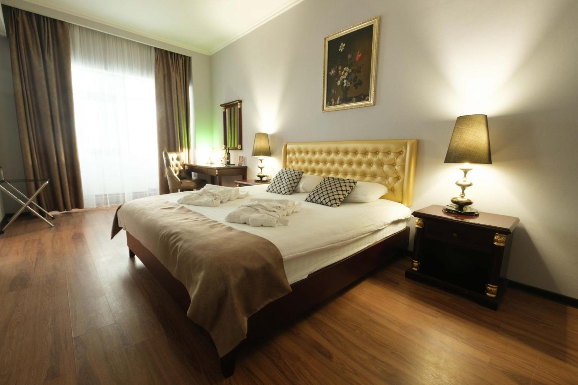 Reikartz Park Astana Ex-Royal Park Hotel & Spa Екстериор снимка