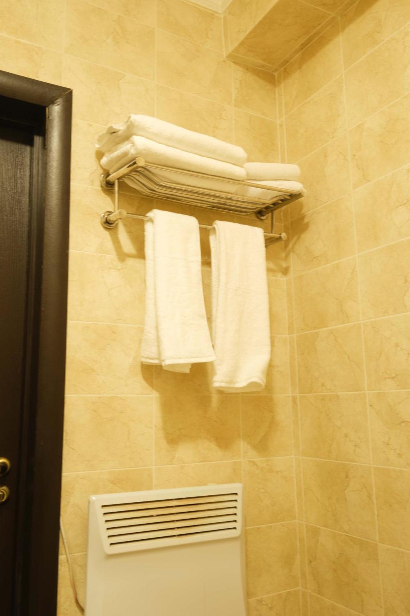 Reikartz Park Astana Ex-Royal Park Hotel & Spa Екстериор снимка